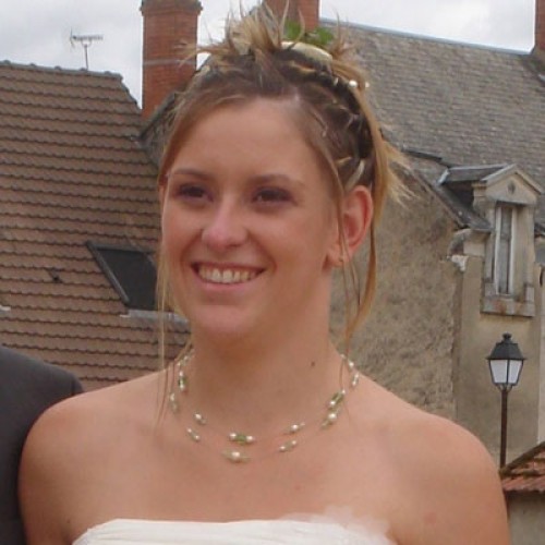 Collier de mariage ivoire vert de Julie