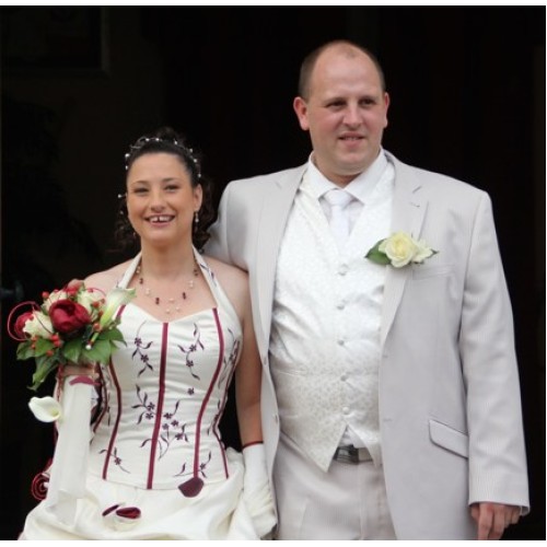 Bijoux de mariage ivoire bordeaux de Séverine et Jérome l