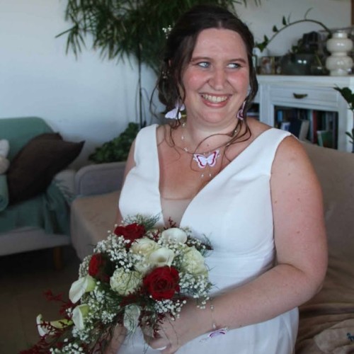 Parure de Mariage "Papillon" : L'Harmonie du Blanc et du Rouge